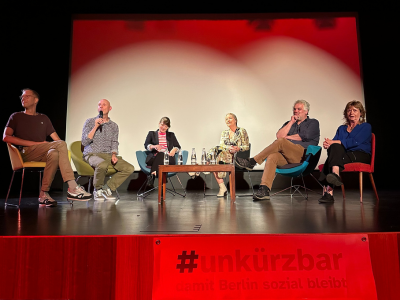Podiumsdiskussion  mit 6 Teilnehmern